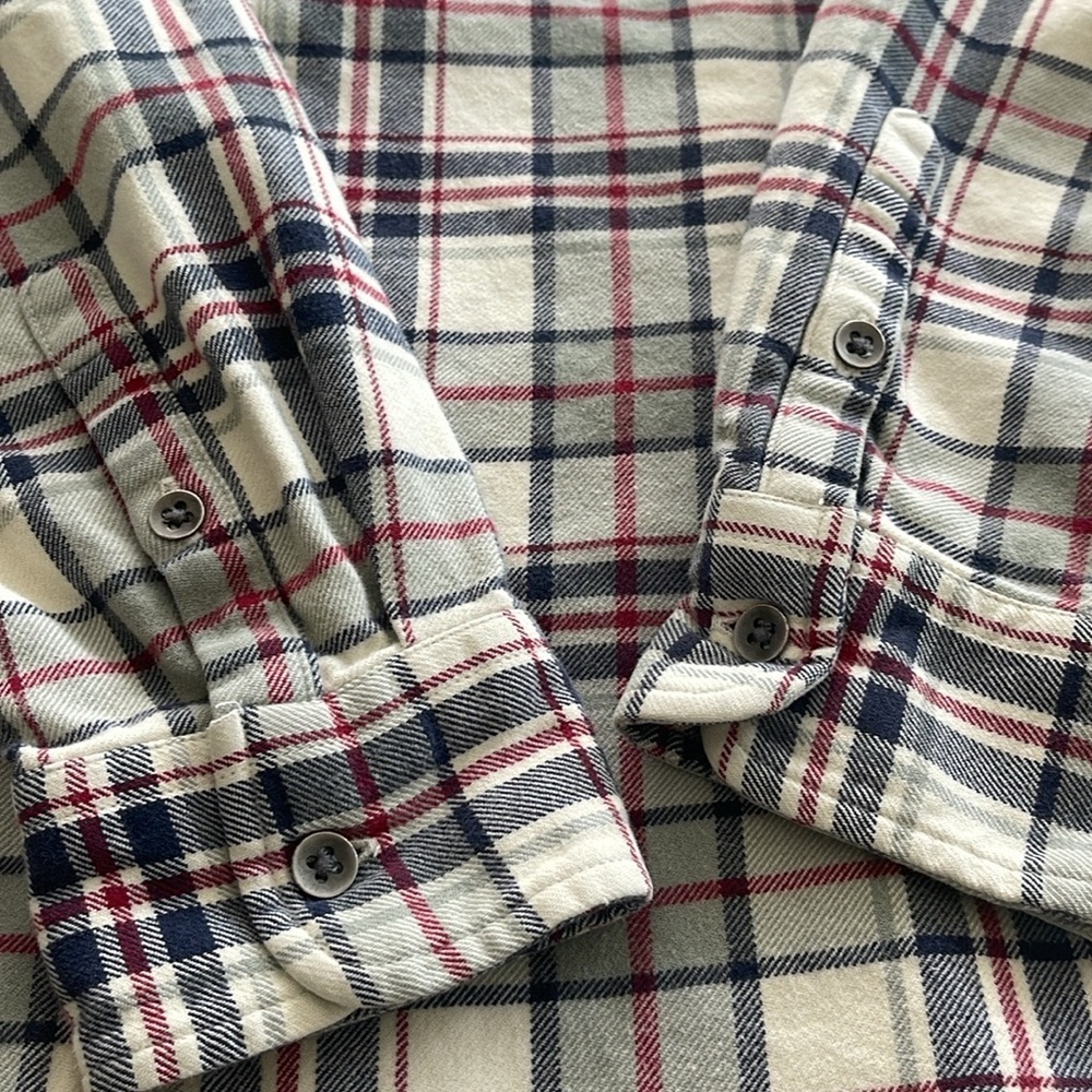 Chaps Women’s full zip up paid flannel shirt size M - Picture 8 of 11